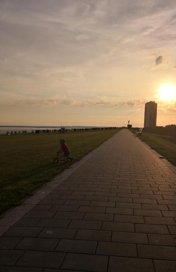 Ferienwohnung Fuer Grosse Familien Im Haus Akunak Büsum Zewnętrze zdjęcie